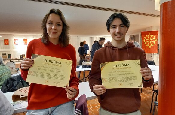 Anouk Cirotteau-Deprez de 2de2 (2ème prix) et Barnabé Combes de 1ère3 (1er prix)